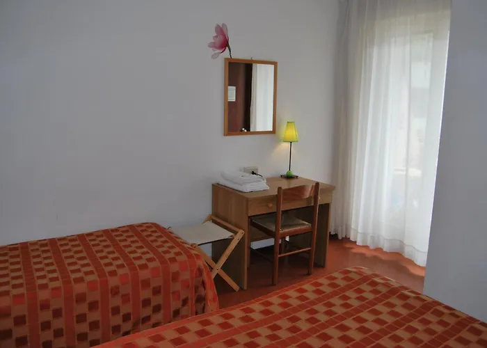 Rosapineta - Adults Only